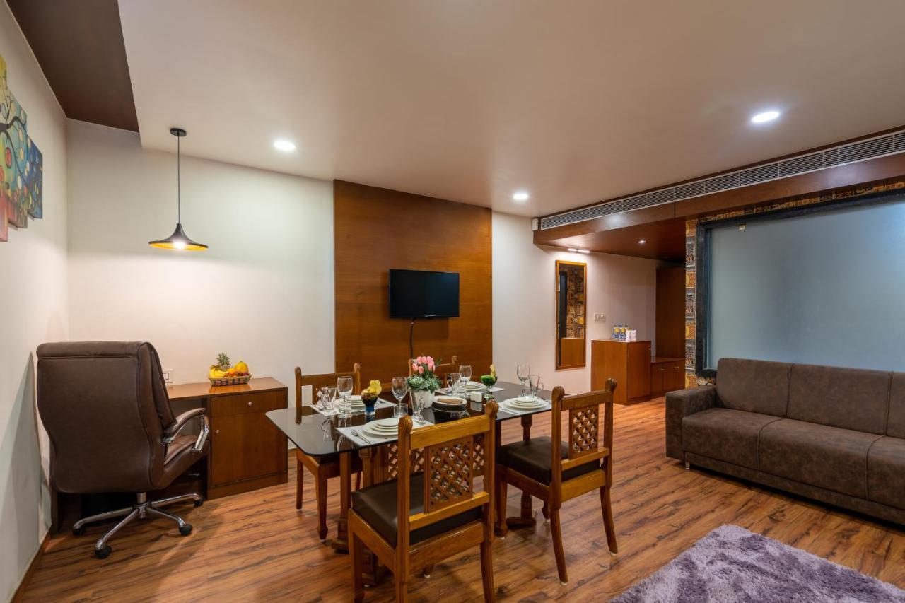 Jalashray Resort Nadiād Kültér fotó